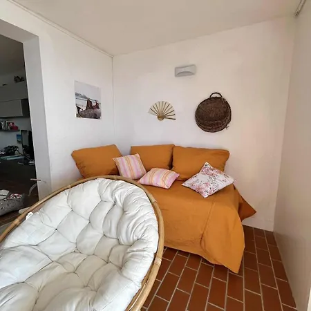 Superbe En Bord De Apartman